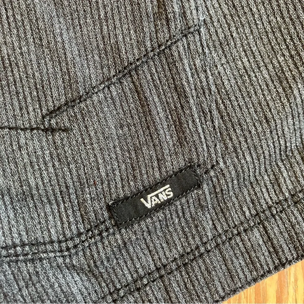 Vintage Y2K Vans Gray Skater Micro Shorts | Size 5 Emo Retro - Picture 3 of 6